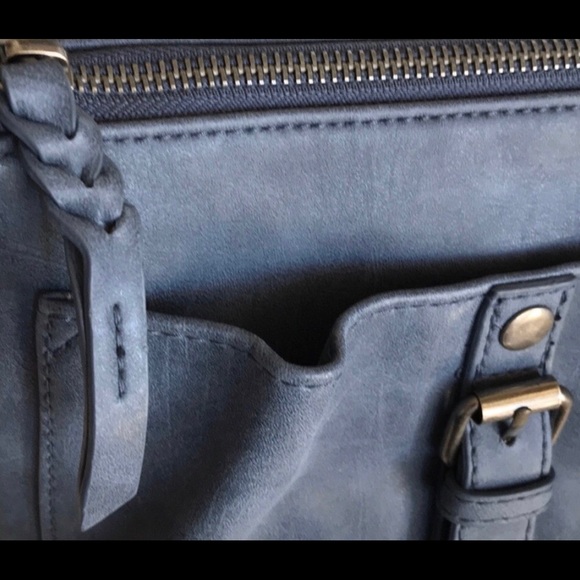 True Craft Small Buckle Crossbody Bag NWT - Picture 7 of 8